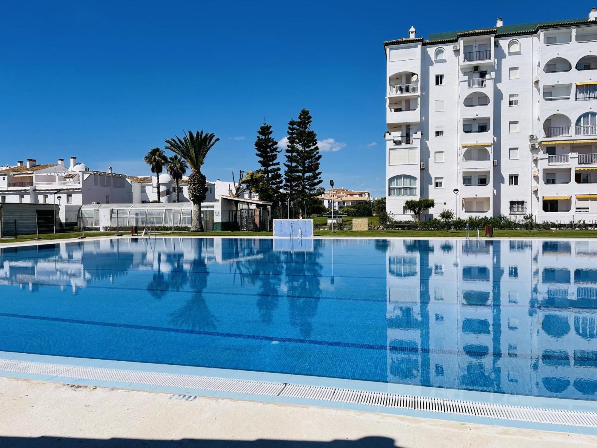 Apartamento Laguna Beach At Home Торрокс Екстер'єр фото